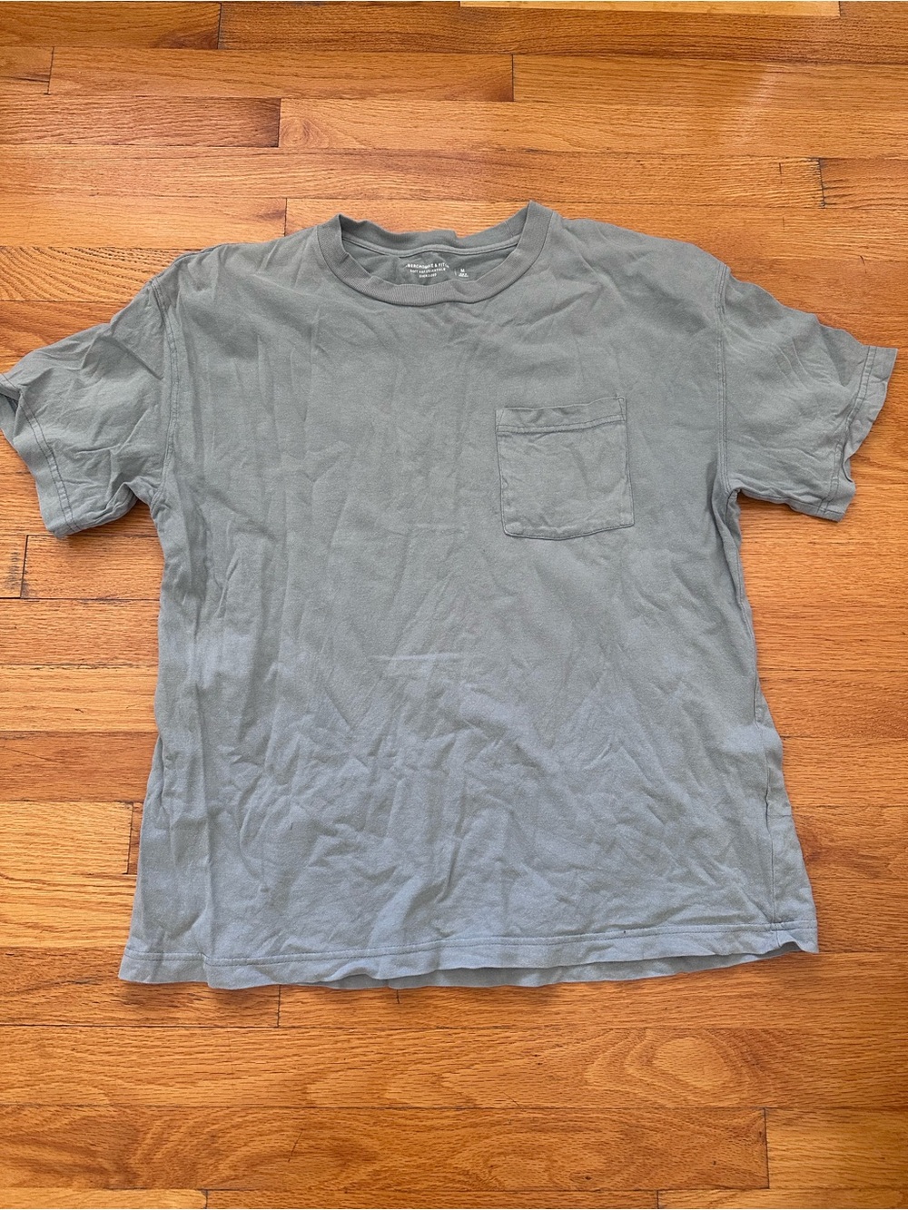 Abercrombie & Fitch Short-Sleeve Pocket Tee in Light Gray